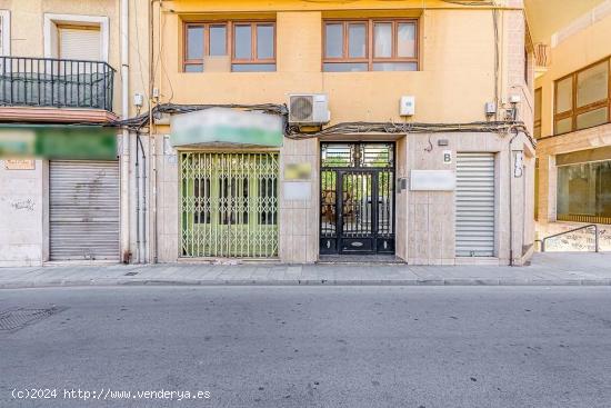  Piso de 120 m2 en venta situado en Alicante, Elda - ALICANTE 