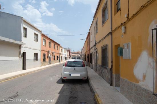 CASA EN PILAR DE LA HORADADA - ALICANTE