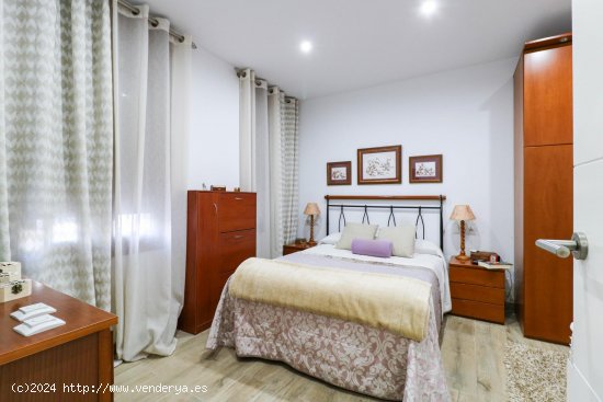 Unifamiliar adosada en venta  en Viladecans - Barcelona