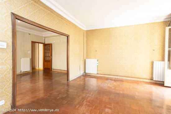 (Ref.519346) Vivienda para reformar en Fernández de la Hoz - Madrid