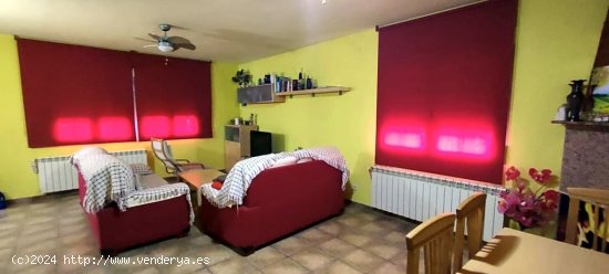 Casa/Chalet con piscina y parcela a 40 minutos de Madrid