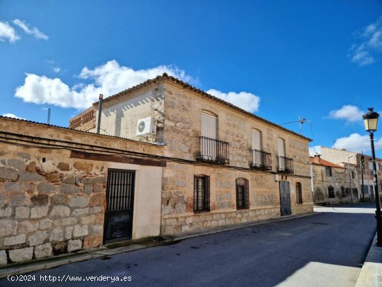 CASA DE PUEBLO EN MAZARAMBROZ