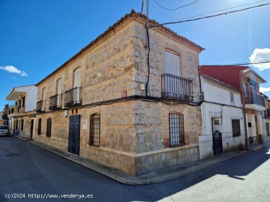 CASA DE PUEBLO EN MAZARAMBROZ