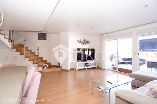 Chalet de 240 m² en Calle Vázquez Montalbán, 30880, en Águilas, provincia de Murcia.