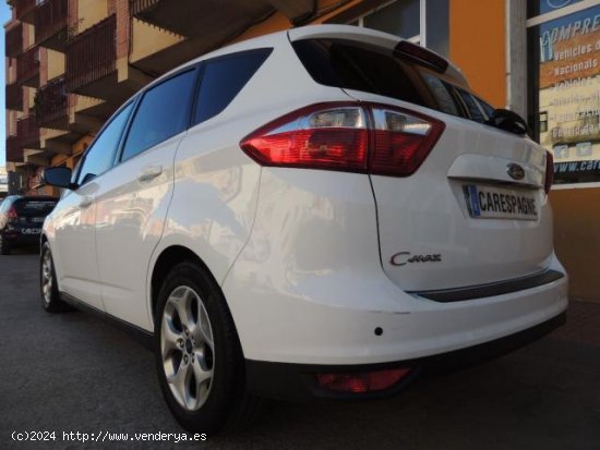 FORD C-Max en venta en AlcarrÃ s (Lleida) - AlcarrÃ s