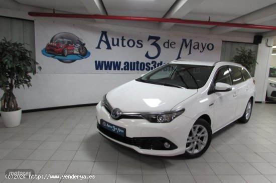  Toyota Auris hibrido Active Touring Sports de 2019 con 45.700 Km por 16.990 EUR. en Tenerife 