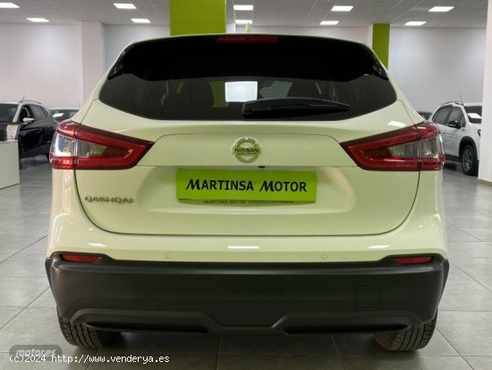 Nissan Qashqai DIG-T 103kW Acenta de 2019 con 37.000 Km por 19.300 EUR. en Malaga