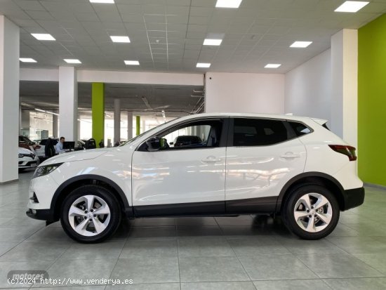 Nissan Qashqai DIG-T 103kW Acenta de 2019 con 37.000 Km por 19.300 EUR. en Malaga