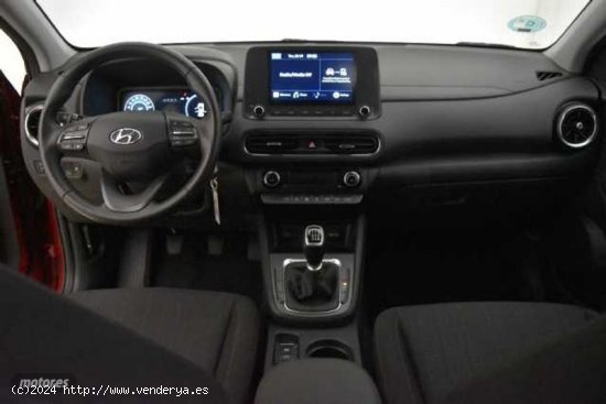 Hyundai Kona 1.0 TGDI Maxx 4x2 de 2023 con 14.778 Km por 18.990 EUR. en Girona