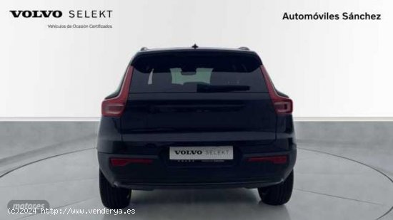 Volvo V 40 XC40 Black Edition Plus, B3 Mild hybrid, Gasolina de 2024 con 1 Km por 47.900 EUR. en Zar