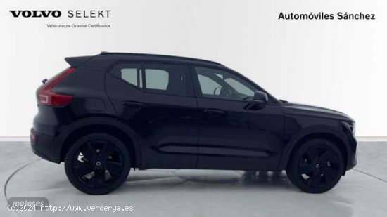 Volvo V 40 XC40 Black Edition Plus, B3 Mild hybrid, Gasolina de 2024 con 1 Km por 47.900 EUR. en Zar