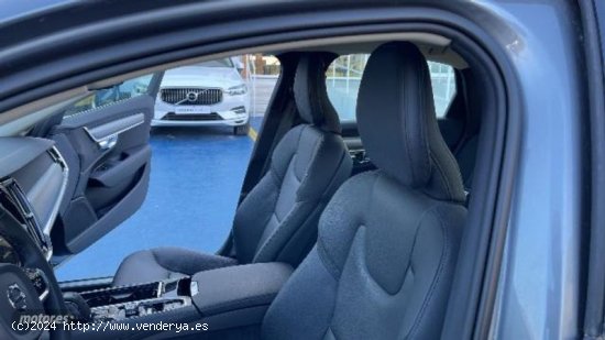 Volvo S 90 S90 T8 Twin Bussines Plus Automatico de 2021 con 14.100 Km por 44.490 EUR. en Sevilla