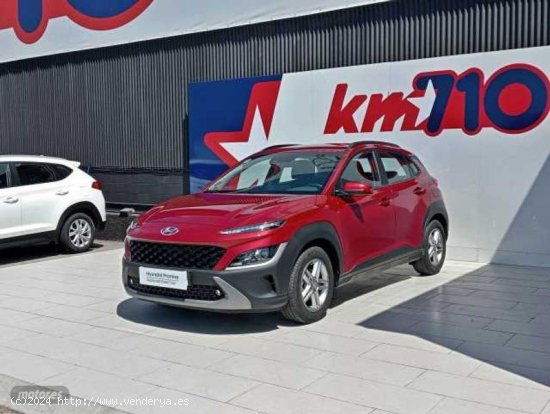 Hyundai Kona 1.0 TGDI Maxx 4x2 de 2023 con 13.713 Km por 18.990 EUR. en Girona