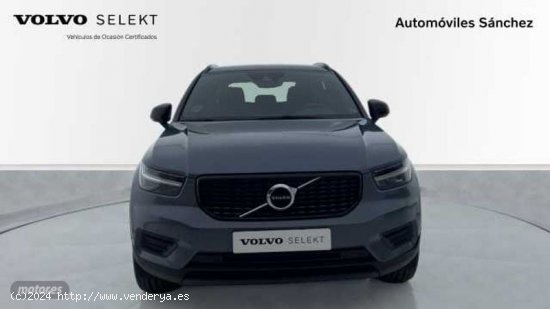 Volvo XC40 2.0 D3 R-DESIGN 150 5P de 2020 con 85.500 Km por 28.900 EUR. en Zaragoza