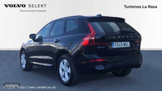 Volvo XC 60 TODOTERRENO 2.0 B4 P ESSENTIAL AUTO 197CV 5P de 2023 con 5.000 Km por 42.500 EUR. en Sev