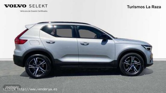 Volvo XC40 TODOTERRENO 2.0 B3 PLUS DARK AUTO 163CV 5P de 2023 con 22.710 Km por 36.900 EUR. en Sevil