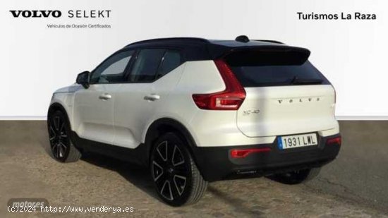 Volvo XC40 TODOTERRENO 1.5 T5 RECHARGE R-DESIGN DCT 262CV 5P de 2022 con 20.450 Km por 39.500 EUR. e