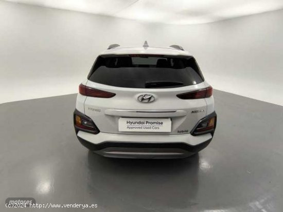 Hyundai Kona 1.6 GDI DT Tecno Red de 2019 con 128.000 Km por 15.900 EUR. en Barcelona