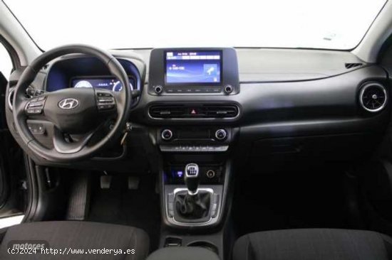 Hyundai Kona 1.0 TGDI Maxx 4x2 de 2023 con 18.441 Km por 18.990 EUR. en Girona