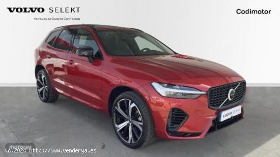 Volvo XC 60 XC60 Recharge Ultimate, T6 plug-in hybrid eAWD, Electrico de 2023 con 16.900 Km por 54.9