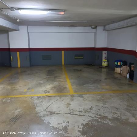 EN VENTA DOS PLAZAS DE GARAJE JUNTO AL MERCADO CENTRAL - ALICANTE