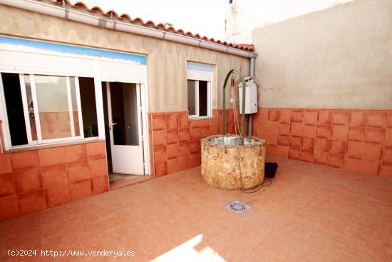  Casa en la zona Virgen de Barbaño - BADAJOZ 