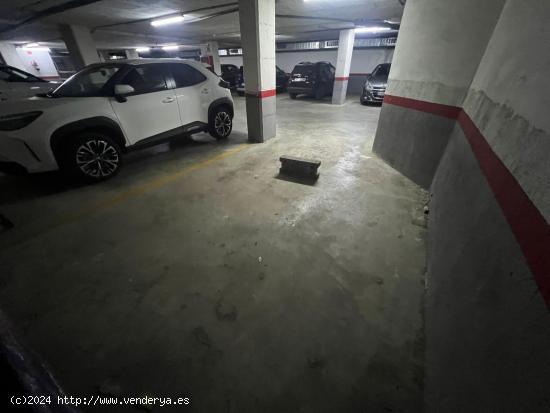 ¡¡ PLAZA DE PARKING EN EL CENTRO DE VILANOVA I LA GELTRÚ !! - BARCELONA