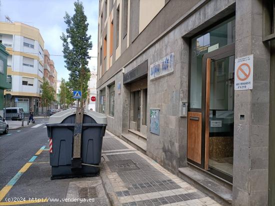  2 Locales en Las Palmas. Zona Arenales. Venta - LAS PALMAS 