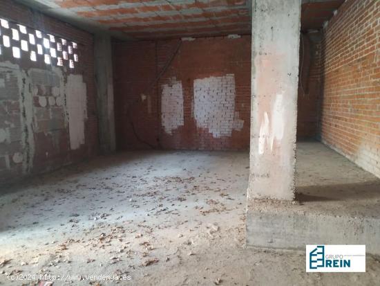 LOCAL DE 152 M2 EN ARGANDA DEL REY - MADRID