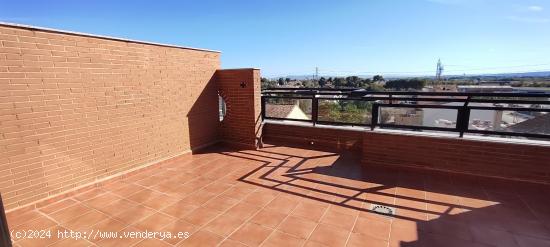 SE ALQUILA ATICO DUPLEX EN PAIPORTA - VALENCIA