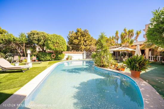 Planta Baja Con Piscina en Cala Ratjada - BALEARES