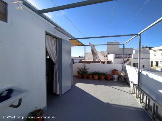  VENTA DE CASA ZONA LAS CANTERAS - CADIZ 