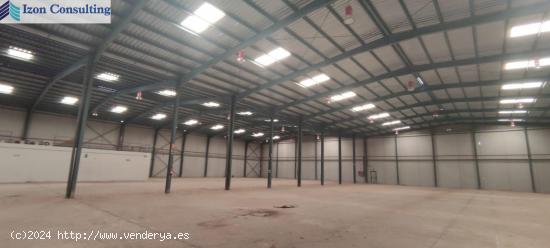  nave de 3200 m2 y terreno adjunto de 10000 m2 - ALBACETE 