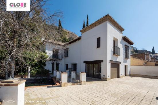 SE VENDE MAGNÍFICO CARMEN REFORMADO CON VISTAS DESPEJADAS - GRANADA