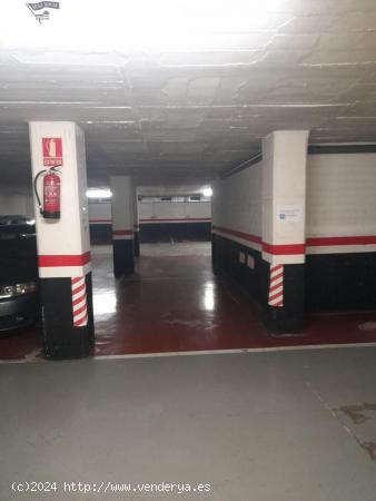  PLAZA DE PARKING PARA COCHE EN COSTA I LLOBERA - COLL FAVA - BARCELONA 