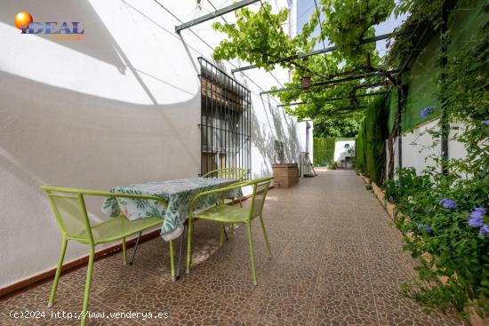 Chalet independiente en una sola planta. Sin barreras arquitectónicas y primerísimas calidades. Si