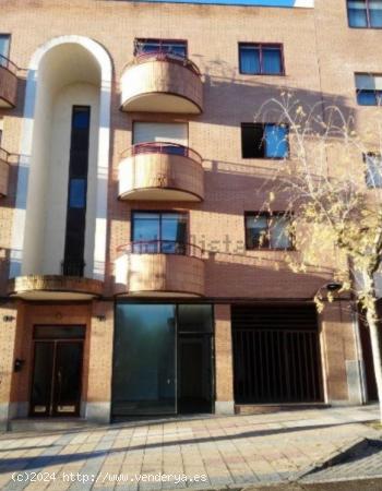 LOCAL COMERCIAL ZONA PROSPERIDAD - SALAMANCA