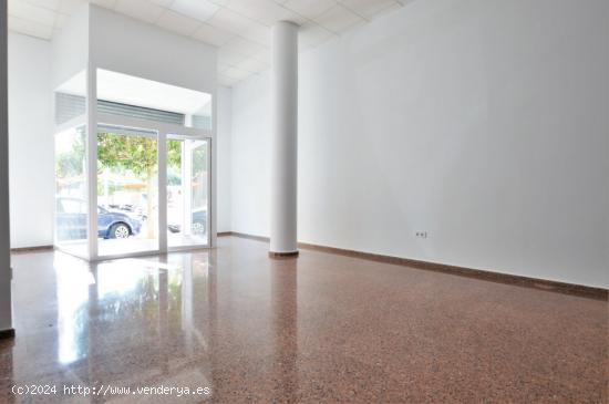 LOCAL COMERCIAL EN PETRER, ZONA CAMPET - ALICANTE