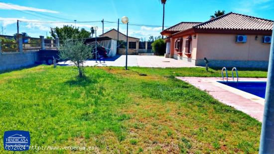 CAULINA CASA CON PARCELA DE 5.477M² - CADIZ