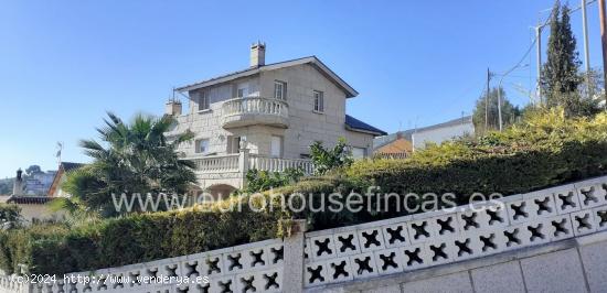 CASA SEÑORIAL CON VISTAS PRIVILEGIADAS - BARCELONA