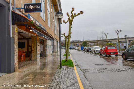 LOCAL DE PULPEIRA EN FUNCIONAMIENTO. PASEO TEMPLE - A CORUÑA