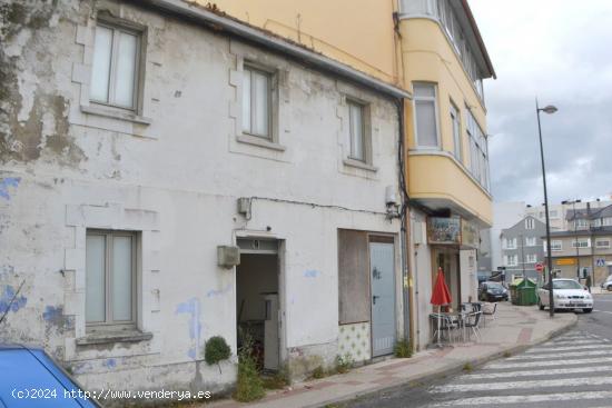 CASA EN PLENO CENTRO DE CAMBRE PARA REFORMAR - A CORUÑA