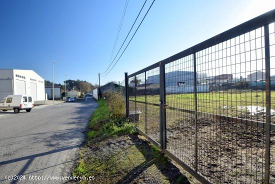  PARCELA DE  2657 M2 DE SUELO INDUSTRIAL - A CORUÑA 