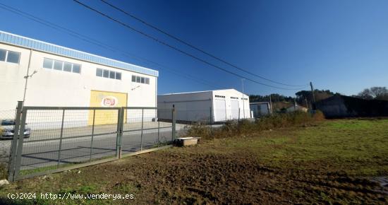 PARCELA DE  2657 M2 DE SUELO INDUSTRIAL - A CORUÑA