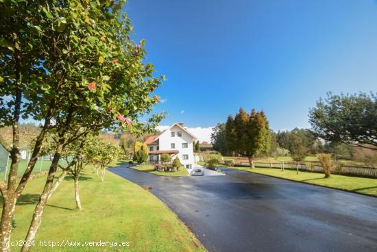 MAGNIFICA VIVIENDA UNIFAMILIAR CON PARCELA DE 5600M - A CORUÑA