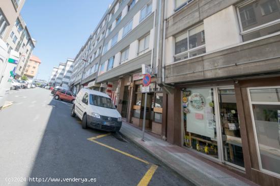 LOCAL COMERCIAL EN O TEMPLE, ZONA DE MUCHO TRÁNSITO - A CORUÑA