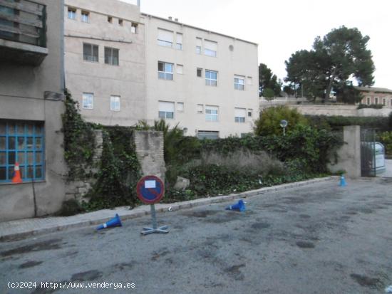  Solar urbano  de 227m , en Tortosa zona Sant Llatzer - TARRAGONA 