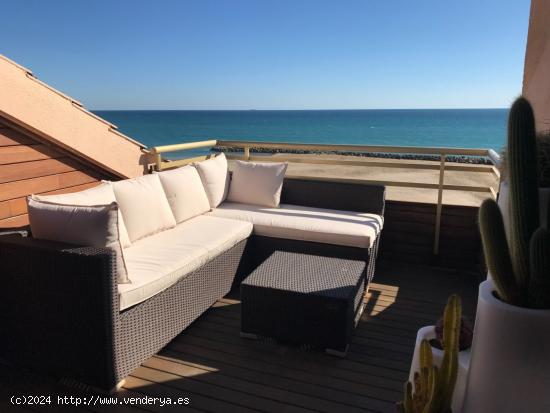 ATICO DUPLEX CON VISTAS AL MAR - TARRAGONA