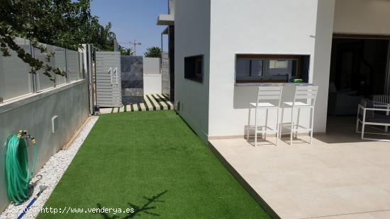 VILLAS MODERNAS EN SAN PEDRO DEL PINATAR!!! - MURCIA