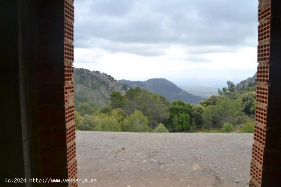 Gran finca en medio de la Serra Tramuntana. - BALEARES